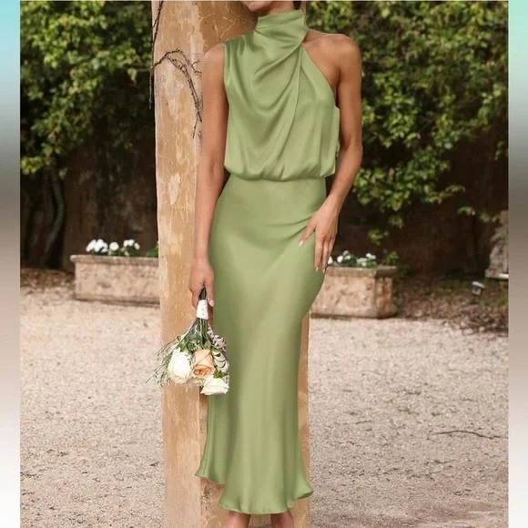 Sleeveless Cocktail Dress - Picture 1 of 7